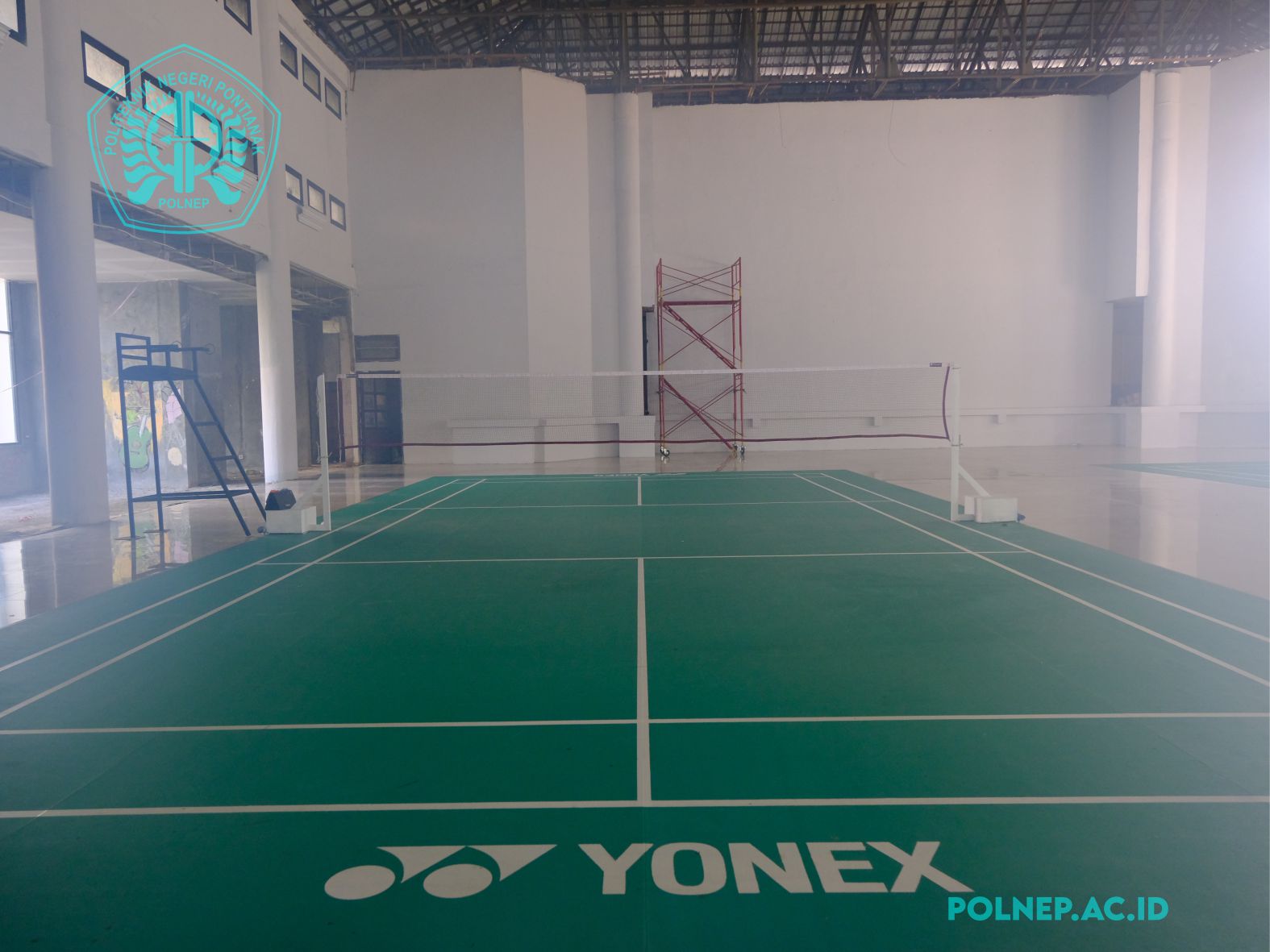LAPANGAN BADMINTON