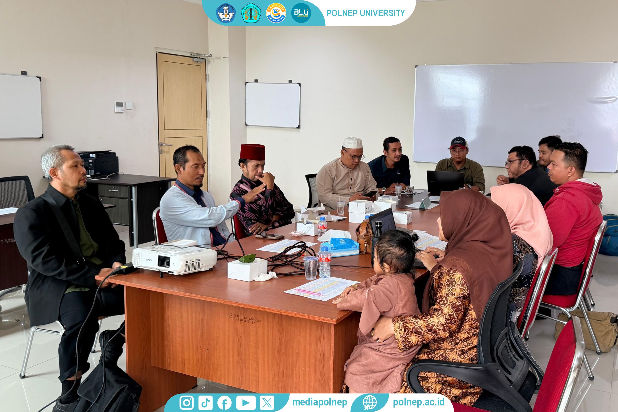 RAPAT MKWK POLITEKNIK NEGERI PONTIANAK BAHAS PENYEBARAN MATA KULIAH WAJIB KURIKULUM DAN PERMASALAHAN MAHASISWA
