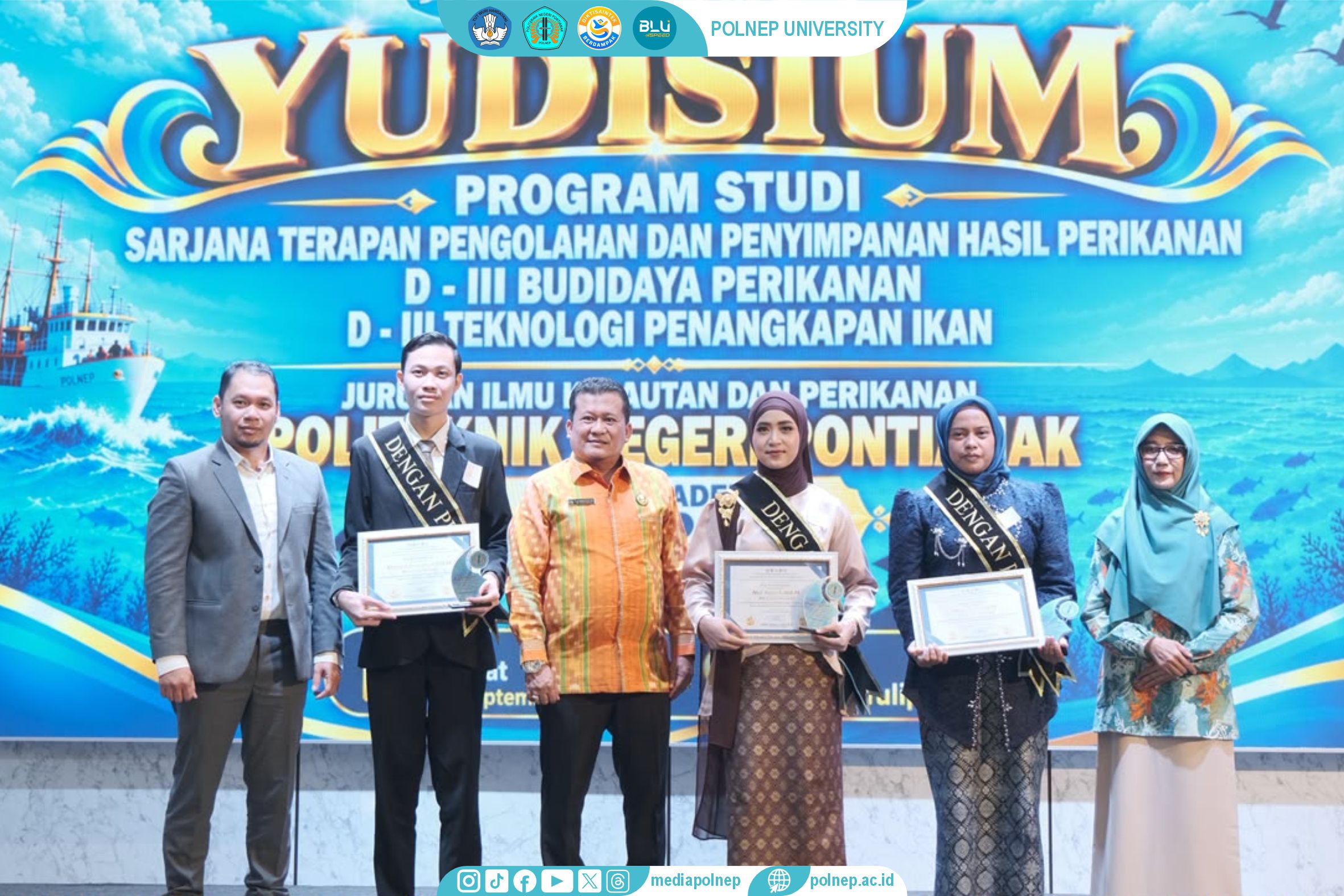 RATUSAN CALON WISUDAWAN JURUSAN ILMU KELAUTAN DAN PERIKANAN POLNEP IKUTI YUDISIUM DI HOTEL GOLDEN TULIP PONTIANAK